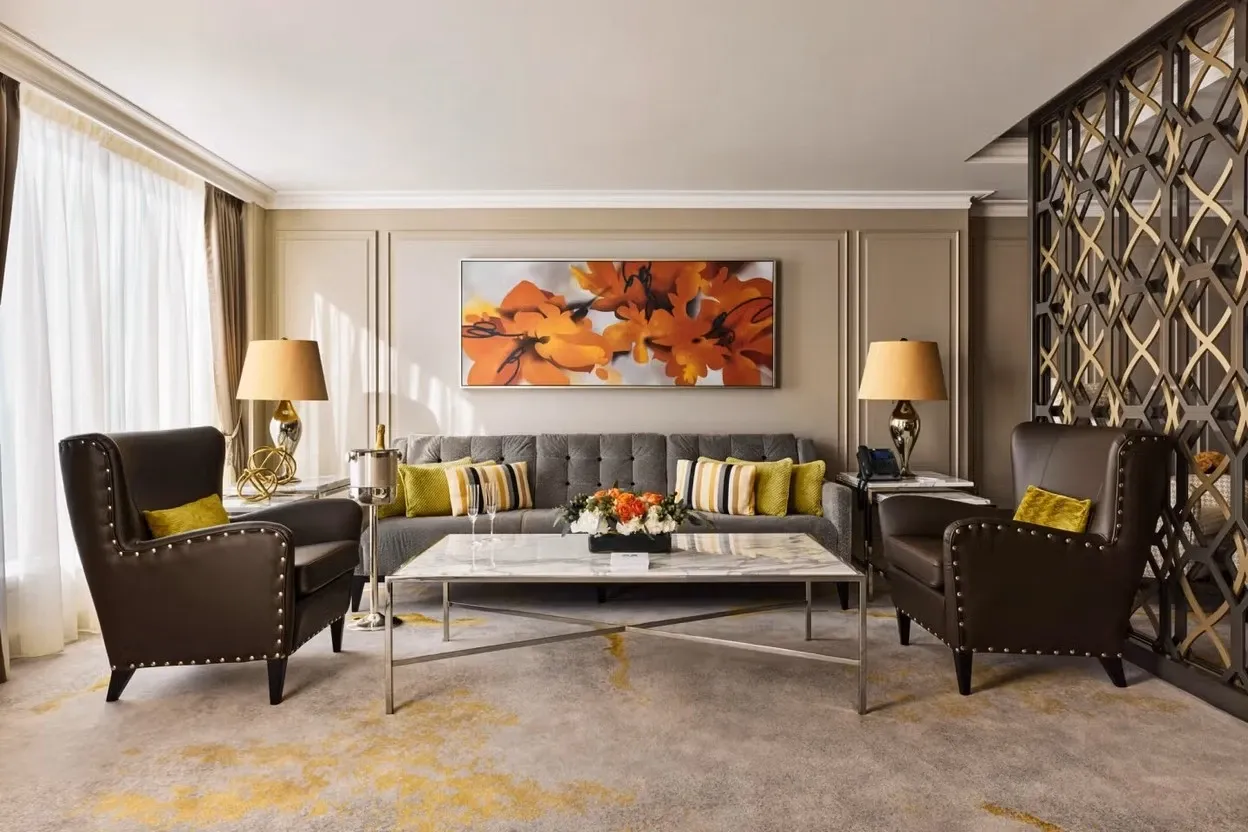 Crystal Cruises Room & Dining Options