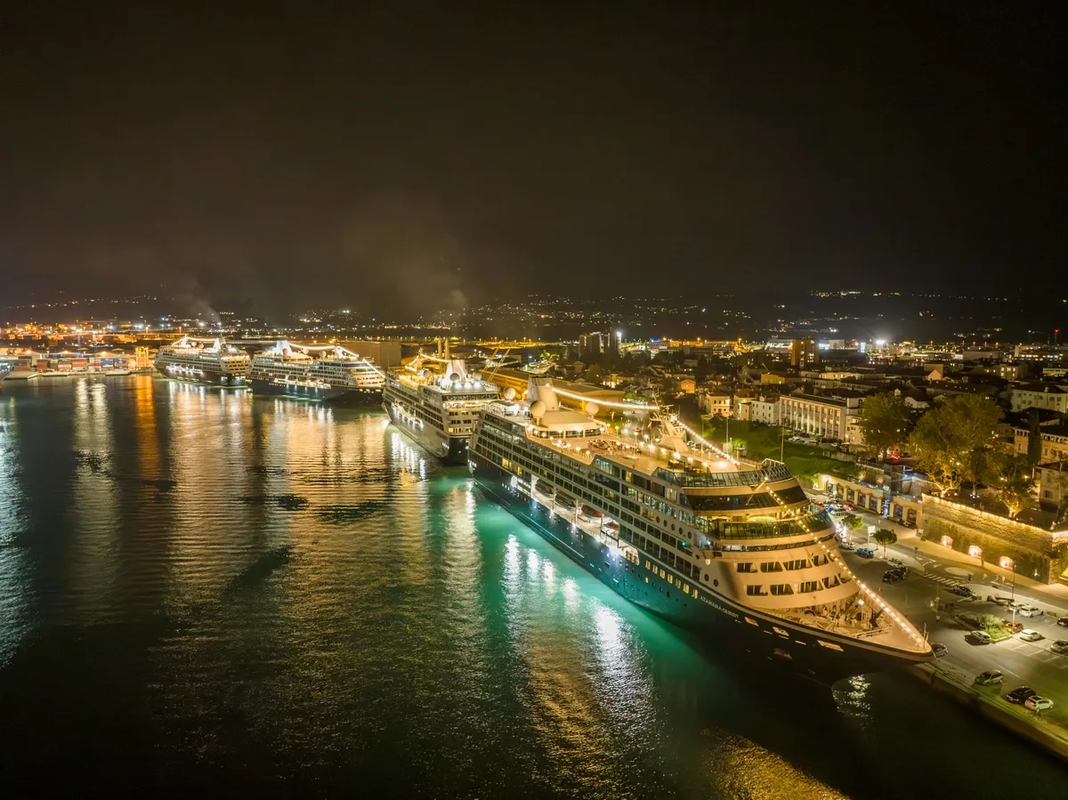 Azamara_Cruises_Onward_port_8066b51c99.webp
