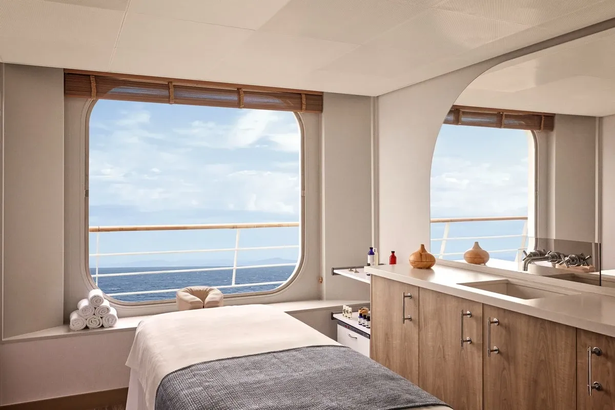 Crystal_Cruises_Spa_add72c7329.webp