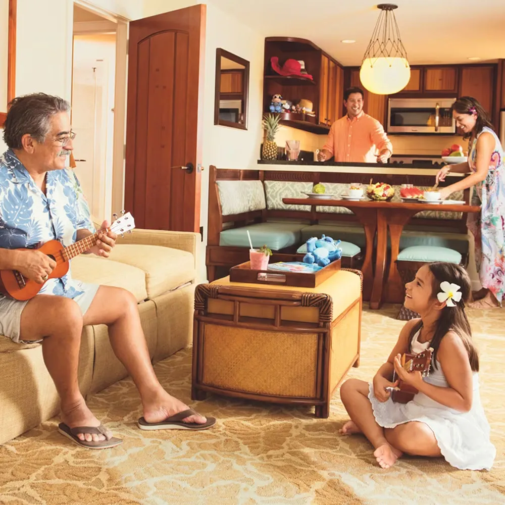 Disney_Aulani_beach_resort_family_room_d8b5f5c081-2.webp