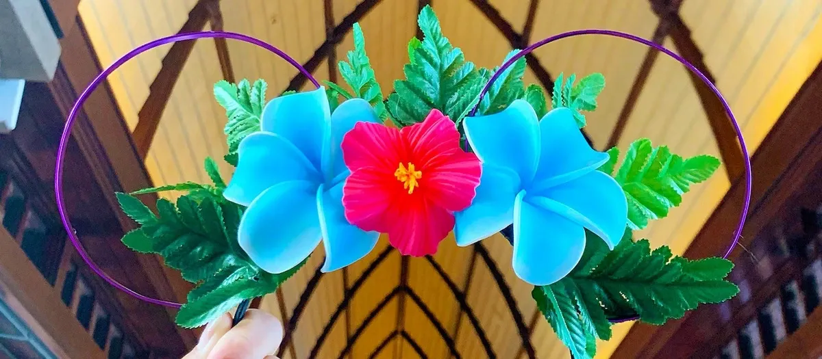 Disney_Aulani_beach_resort_mickey_ears_3dd3afb26d.webp