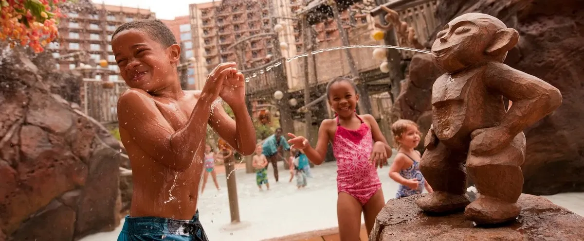 Disney_Aulani_beach_resort_waterpark_9a021f8eb3-1.webp
