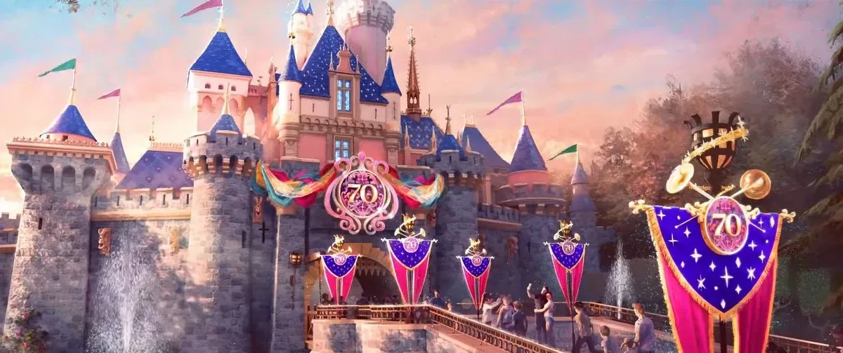 Disneyland_70th_celebration_castle_8963c0576f.webp