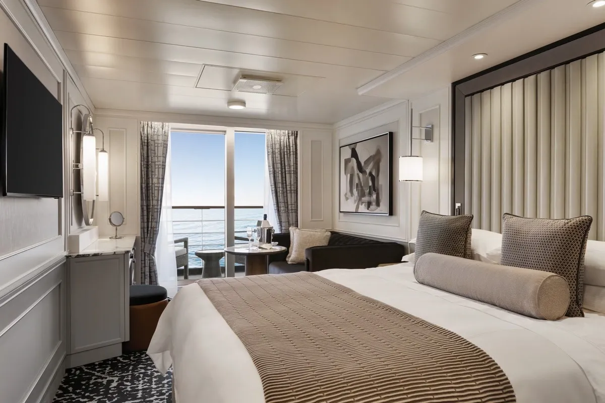 Oceania_Cruises_Stateroom_ad8a71b37b.webp