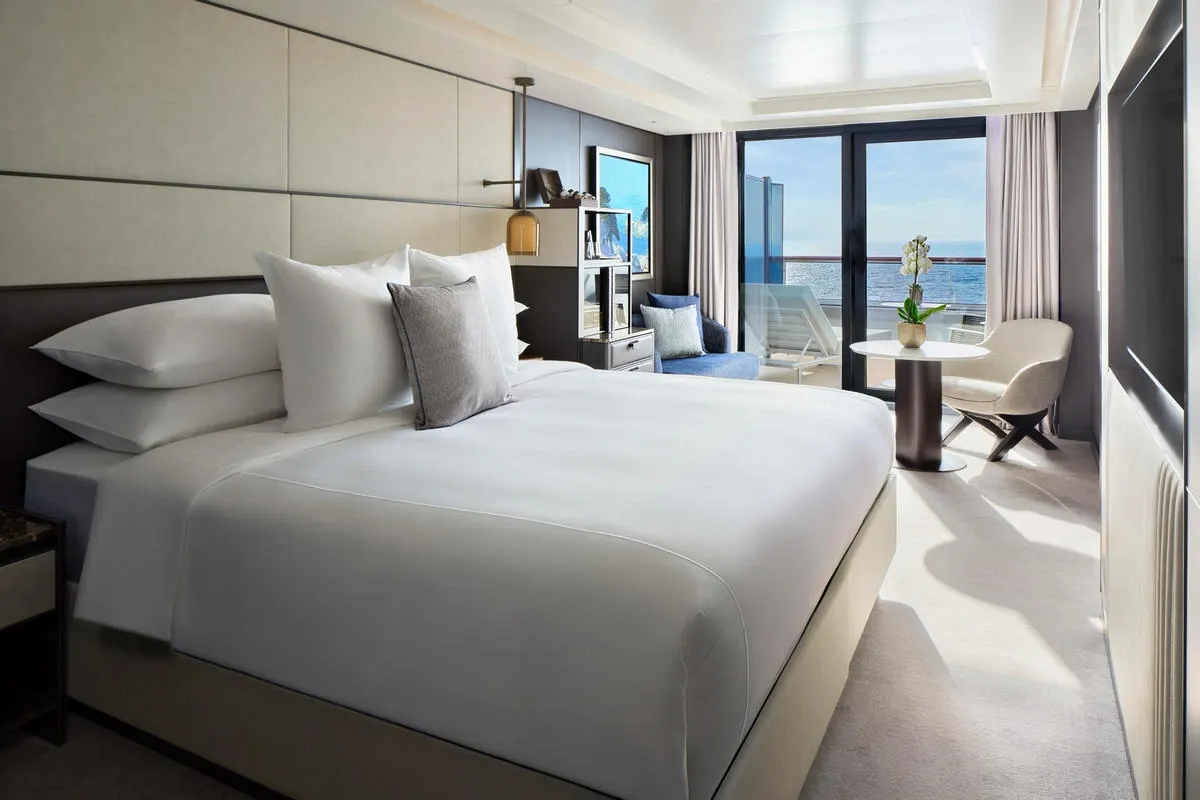 Ritz_Carlton_Yacht_Terrace_Suite_41374dd4ab.webp