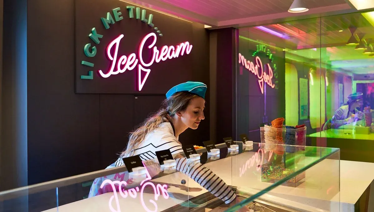 Virgin_Voyages_Ice_Cream_shop_c1c05ea559.webp