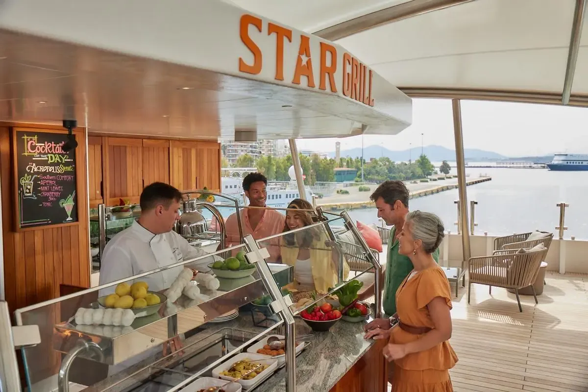 Windstar_Cruises_Star_Grill_b81d4b38a2.webp